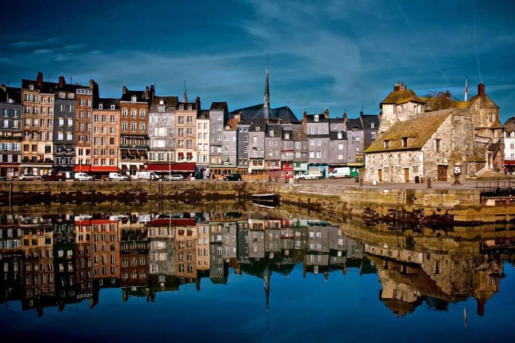 Appartamento Le Petit Nid D'Honfleur Esterno foto